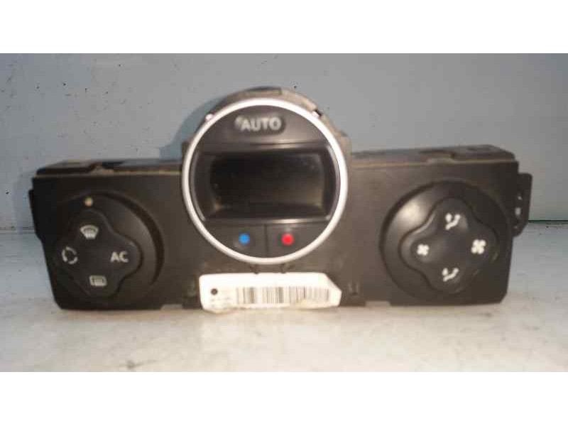 Recambio de mando climatizador para renault clio iii confort dynamique referencia OEM IAM 8200296683  