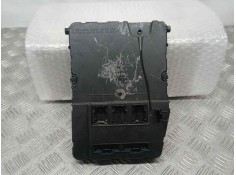 CAJA RELES / FUSIBLES 8200306434 S118400220C 