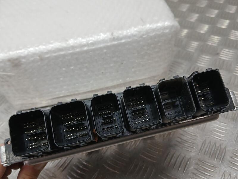 Recambio de centralita motor uce para mercedes-benz clase c (w206) c 300 de (206.208) referencia OEM IAM A6549003901 BOSCH 02810