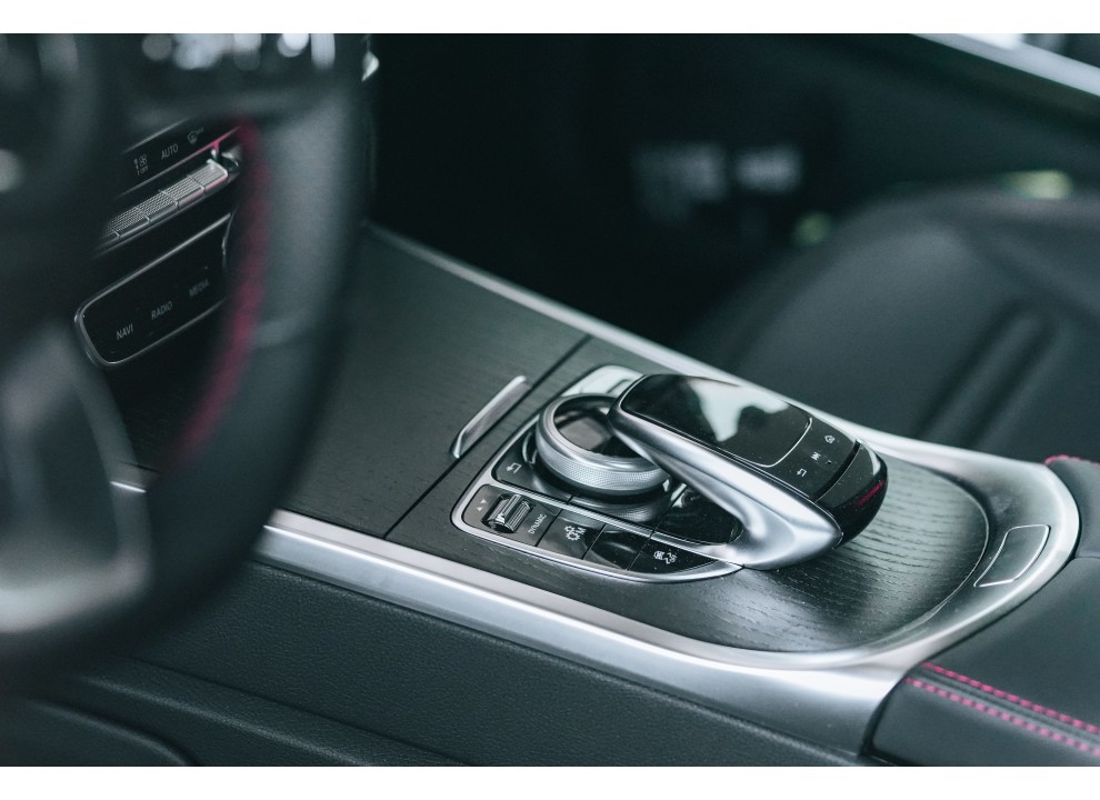 Freno de mano automático vs manual: diferencias, fallos comunes y cómo actuar